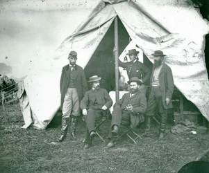 Gruppenporträt von Union-Kartographen in Antietam, Maryland, 1862